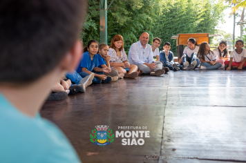 Prefeito de Monte Sião realiza café da manhã especial com crianças da rede municipal
