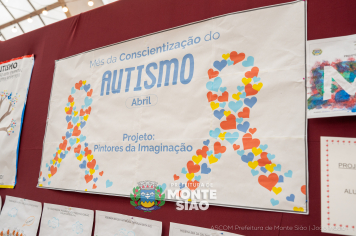 Secretaria de Educação realizou exposição do projeto “Pintores da Imaginação”