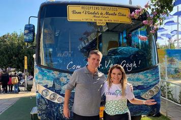 APRESENTADORA E INFLUENCER DIGITAL FLAVINHA CHEIROSA VISITA MONTE SIÃO