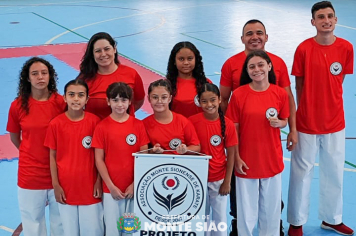 Equipe de Karate de Monte Sião conquista 15 medalhas e 5º lugar geral no Campeonato Amparense