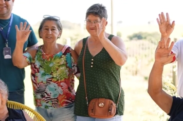 Idosos participantes do Serviço de Convivência e Fortalecimento de Vínculos têm dia especial