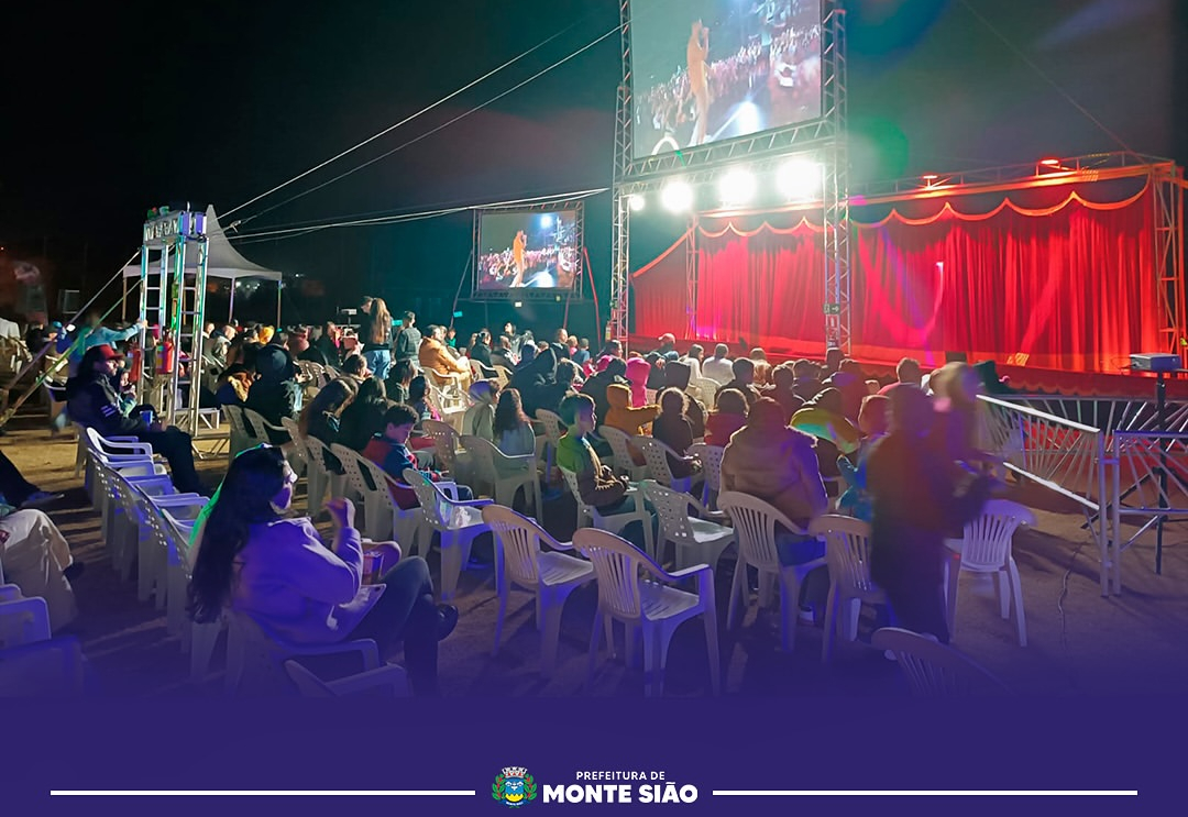 Espetáculo garantido no distrito Mococa das Gerais com teatro itinerante Biriba