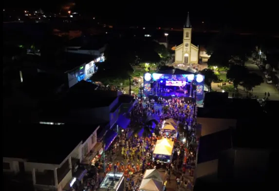 CARNAFOLIA de Monte Sião bate recorde e registra público de mais de 30 mil pessoas