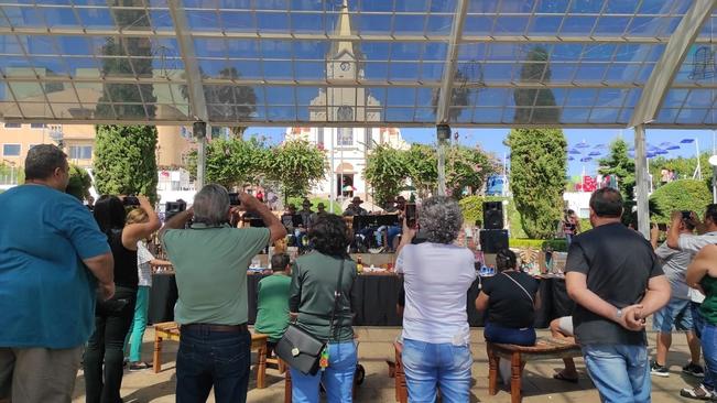 Um grande número de turistas esteve na cidade durante o feriado prolongado e a rede hoteleira ficou com 100% de ocupação